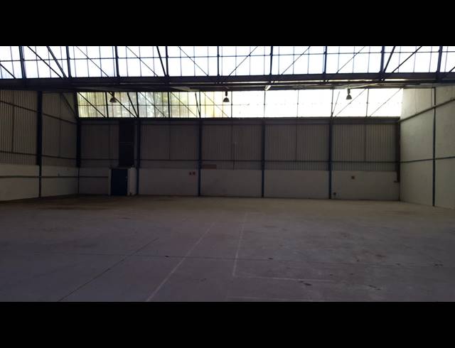 948M² FACTORY TO LET IN BELLVILLE CENTRAL